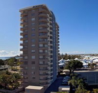 Newport Apartments Mooloolaba - Dalby Accommodation
