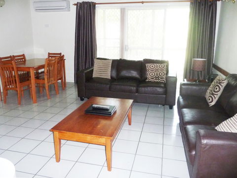 The Shores Holiday Apartments - Dalby Accommodation 3