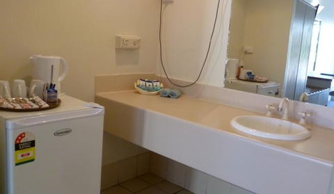 Alice Motor Inn - Dalby Accommodation 3