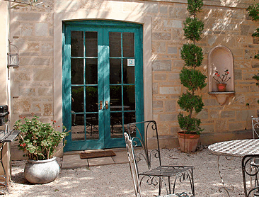 Mallyons Executive Villas - Dalby Accommodation 0