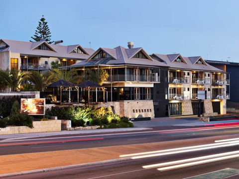 Sunmoon Boutique Resort - Dalby Accommodation 0