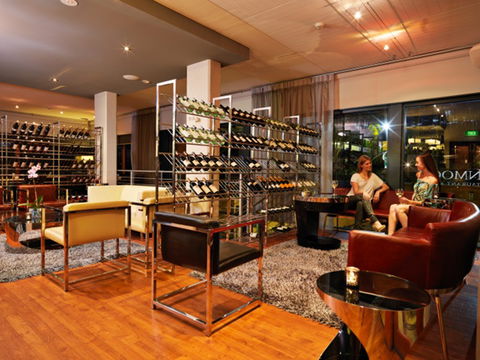 Sunmoon Boutique Resort - Dalby Accommodation 2