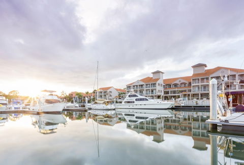 Ramada Hotel Hope Harbour - Dalby Accommodation 4