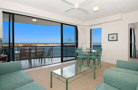 Windward Passage, Golden Beach - Dalby Accommodation 5