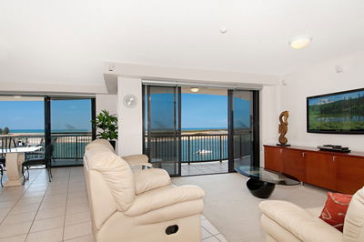 Windward Passage, Golden Beach - Dalby Accommodation 10