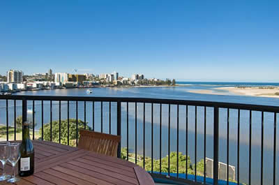 Windward Passage, Golden Beach - Dalby Accommodation 12