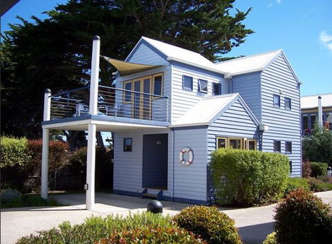 Rayville Boat Houses - Dalby Accommodation 0