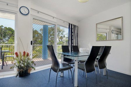 White Crest Luxury Apartments - Dalby Accommodation 2