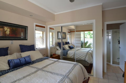 Hastings Cove Holiday Apartments - Dalby Accommodation 0