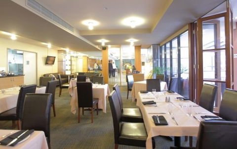 Mounts Bay Waters Apartments - Dalby Accommodation 5