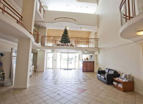 Regency On The Beach - Dalby Accommodation 1