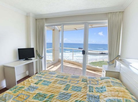 Regency On The Beach - Dalby Accommodation 3