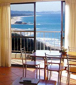Beachfront Towers - Dalby Accommodation 10