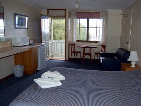 Lightkeepers Inn Motel - Dalby Accommodation 1