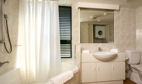 Tropic Towers Apartments - Dalby Accommodation 1