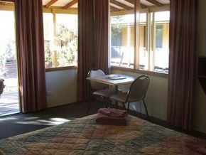 Desert Oaks Resort - Dalby Accommodation 7