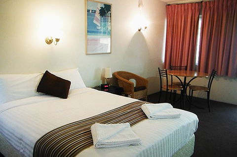Coffs Harbour Pacific Palms Motel - Dalby Accommodation 1