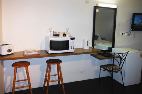 Coffs Harbour Pacific Palms Motel - Dalby Accommodation 4