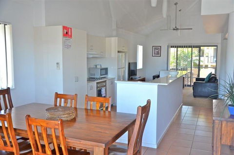 Outrigger Bay Apartments - Dalby Accommodation 12