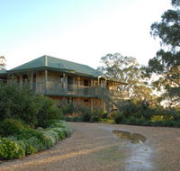 Lindsay House - Dalby Accommodation