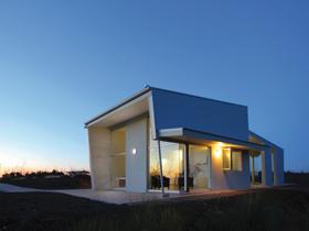 Tanonga Luxury Eco-Lodges - Dalby Accommodation 0