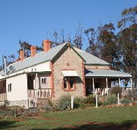 Peggy's Retreat - Dalby Accommodation