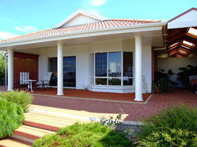 Close Encounters Bed And Breakfast - Dalby Accommodation 0