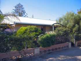 Smoky Bay SA Dalby Accommodation