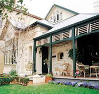 Water Bay Villa Bed and Breakfast - Dalby Accommodation