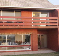 Seas the Day - Dalby Accommodation