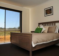 KI Ecopia Retreat - Dalby Accommodation