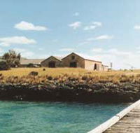 Mt Dutton Bay Woolshed Hostel - Dalby Accommodation