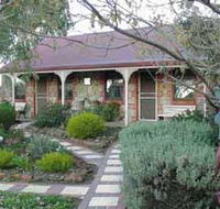 Langmeil Cottages - Dalby Accommodation
