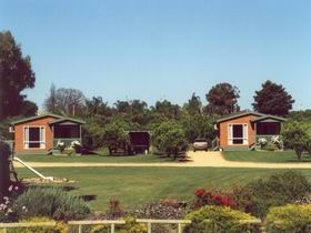 Orchard River Holidays - Dalby Accommodation 0