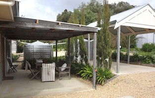 Milk & Honey Home - Dalby Accommodation 5