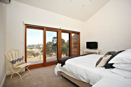 Seascape Retreat - Dalby Accommodation 3