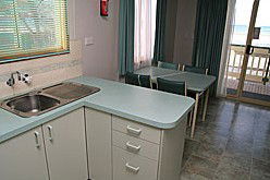 Stansbury Foreshore Caravan Park - Dalby Accommodation 2