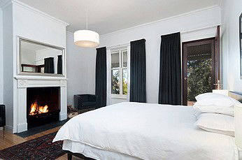 Strathalbyn Villas - Dalby Accommodation 1