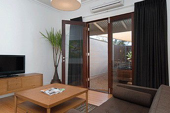 Strathalbyn Villas - Dalby Accommodation 5
