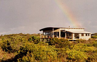 Saar Beach House - Dalby Accommodation 3