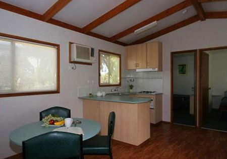 Naracoorte Holiday Park - Dalby Accommodation 4