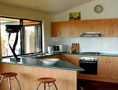 Bangalow Retreat - Dalby Accommodation 2