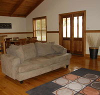 Beachport Retreat - Dalby Accommodation