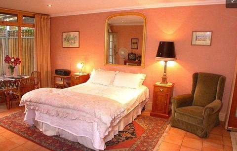 Melbourne Street Mews - Dalby Accommodation 1