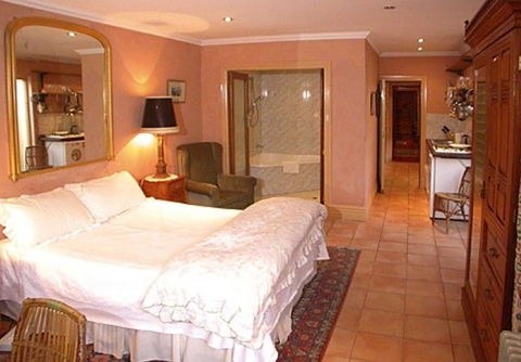 Melbourne Street Mews - Dalby Accommodation 2