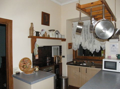 Angaston Rose B&B - Dalby Accommodation 2