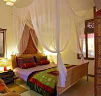 The Lotus Eater - Dalby Accommodation