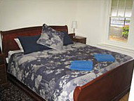 Naracoorte Cottages - MacDonnell House - Dalby Accommodation 1