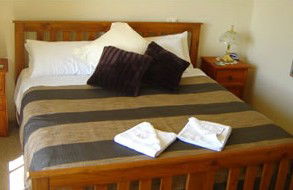 Riverfront Retreat - Dalby Accommodation 4