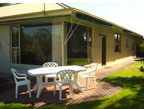 Riverfront Retreat - Dalby Accommodation 6